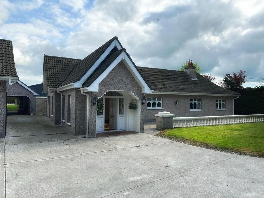 Rooms At Ballysax House The Curragh Eksteriør bilde
